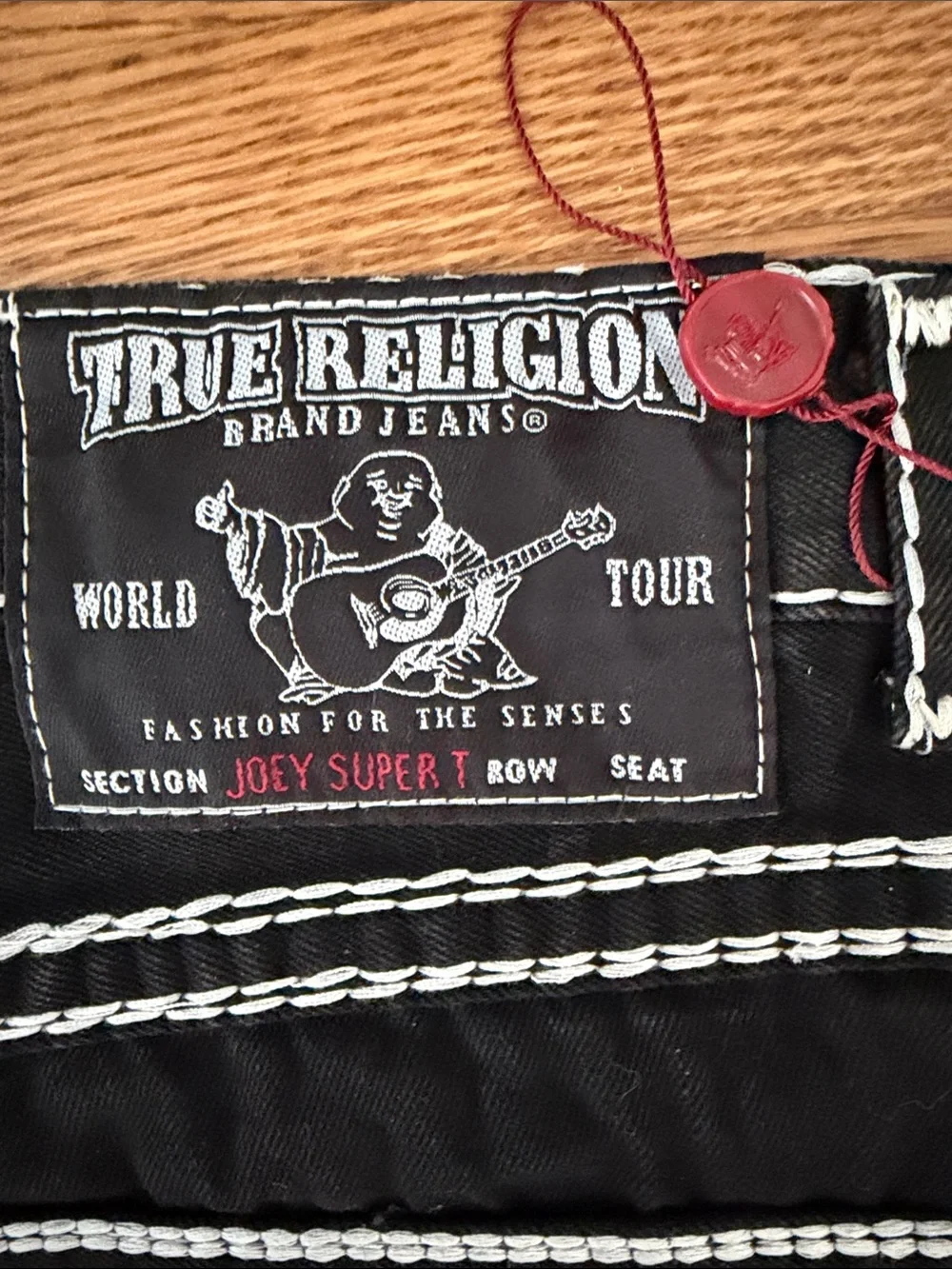 True Religion Joey Super T Black Jeans with White Stitching 32 x 32 NWOT
